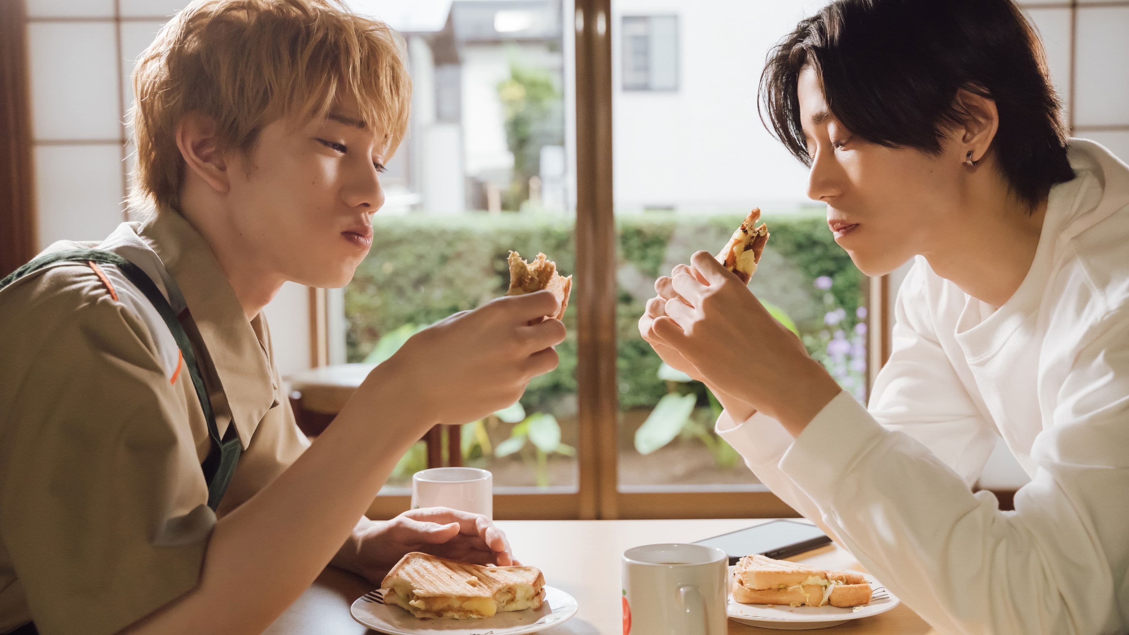 Let's Eat Together, Aki and Haru