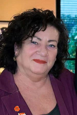 Caroline van der Plas